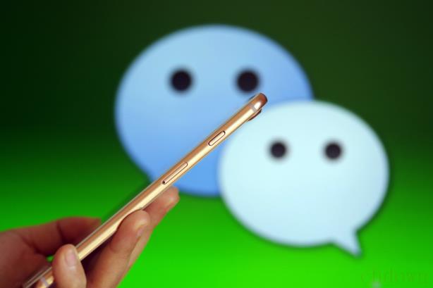 为什么在电脑上微信发出去的视频在手机微信上没有