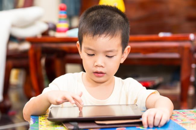 小孩打游戏充钱能不能退