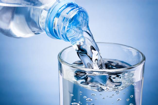 苏打水饮料和苏打水的区别