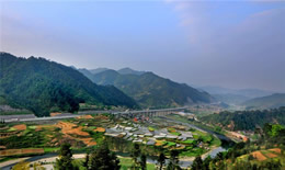 三棵树旅游位于什么地方