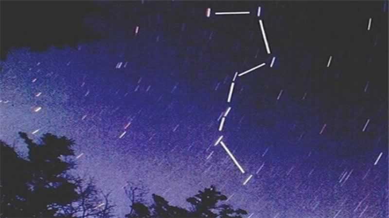 北斗七星指向什么方向
