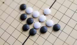 新手如何玩好五子棋