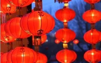 春节贴春联有什么寓意