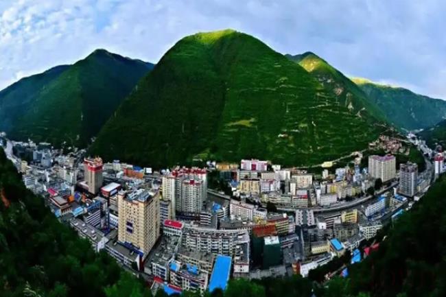 马尔康属于哪个省哪个市(马尔康的政区划分) 马尔康属于哪个省哪个市(马尔康的政区划分)