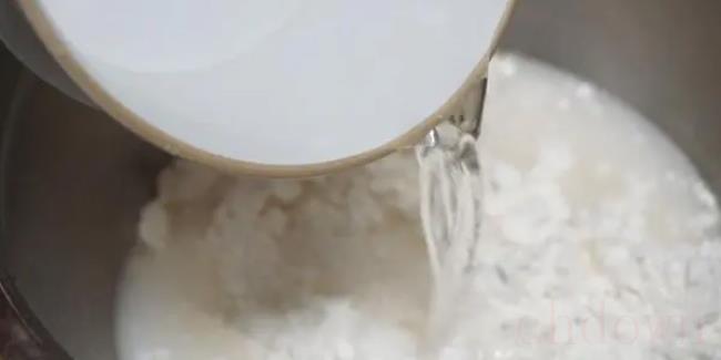 蒸馒头怎样才能又白又光滑又大（馒头的营养成分是怎样的）