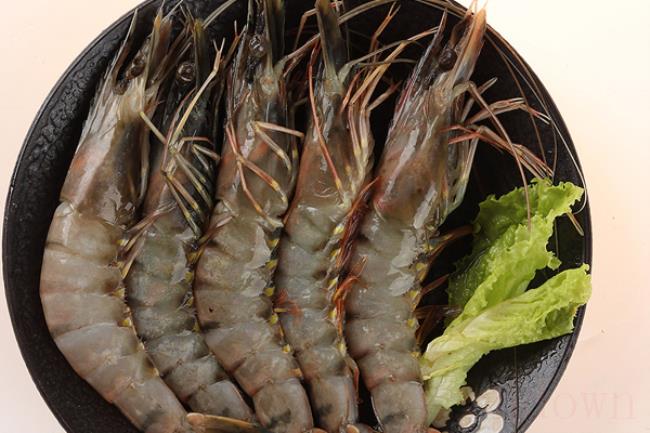 虾怎么保存才新鲜（矿泉水瓶保存虾最好）