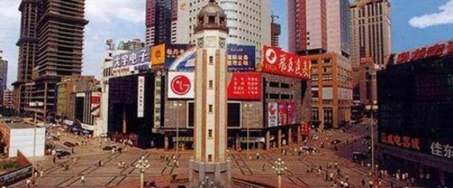 解放碑属于重庆哪个区（重庆渝中区解放碑）