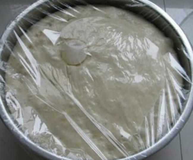 油条怎样做才能又酥又松软（油条的热量）
